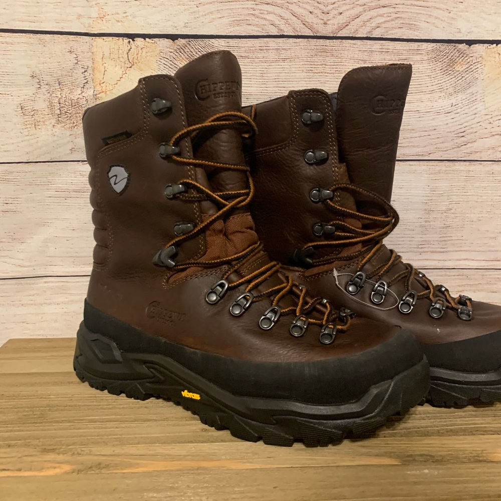 BRAND NEW Chippewa Vibram Ortholite Boots